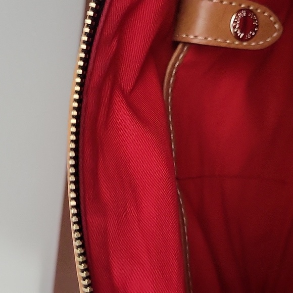 Dooney & Bourke, soft leather satchel, in Navy - Picture 10 of 16